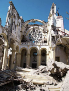 La cathédrale de Port-au-Prince après le tremblement de terre à Haïti